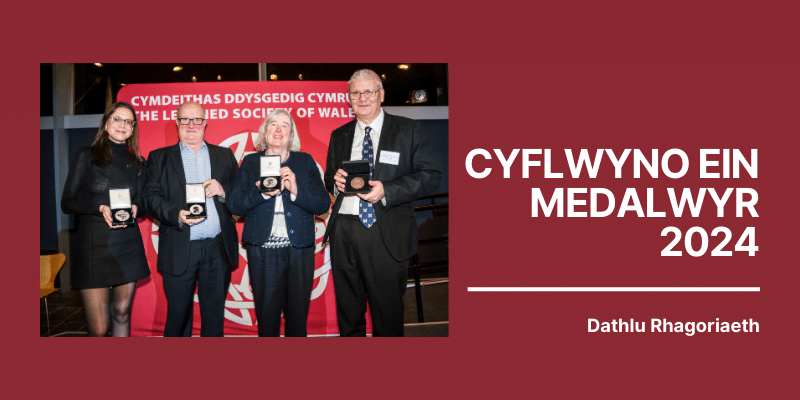 Cyflwyno ein medalWYR 2024